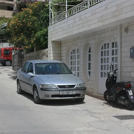 Appartamento With Parking Space - 8817 Makarska